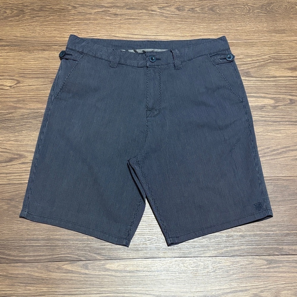🔥🔥🔥Zoo York Blue Flat Front Shorts Size: 34🔥🔥🔥